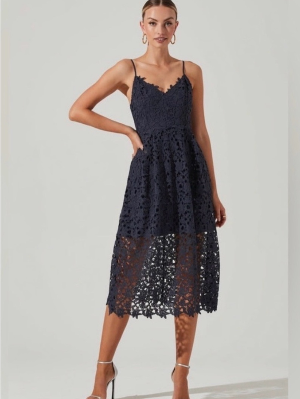 Astr The Label Navy Lace Midi Dress